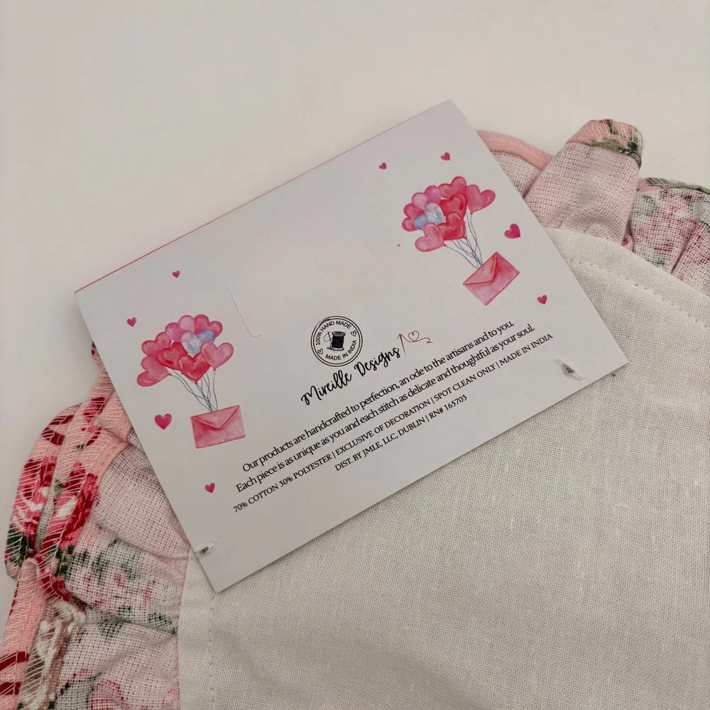 Letters of Love Valentine Set of 4 Pink Floral Heart Shape Placemats Ruffle Trim